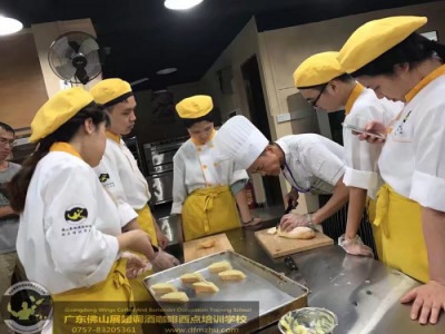 寒冬來臨，也阻擋不了展翅學員對烘焙的熱情！